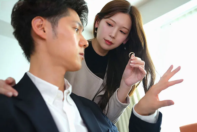 Cô vợ đi đi giã ngoại, người chồng ở nhà bị nhỏ em bà xã gạ trả bài không trượt phát nào